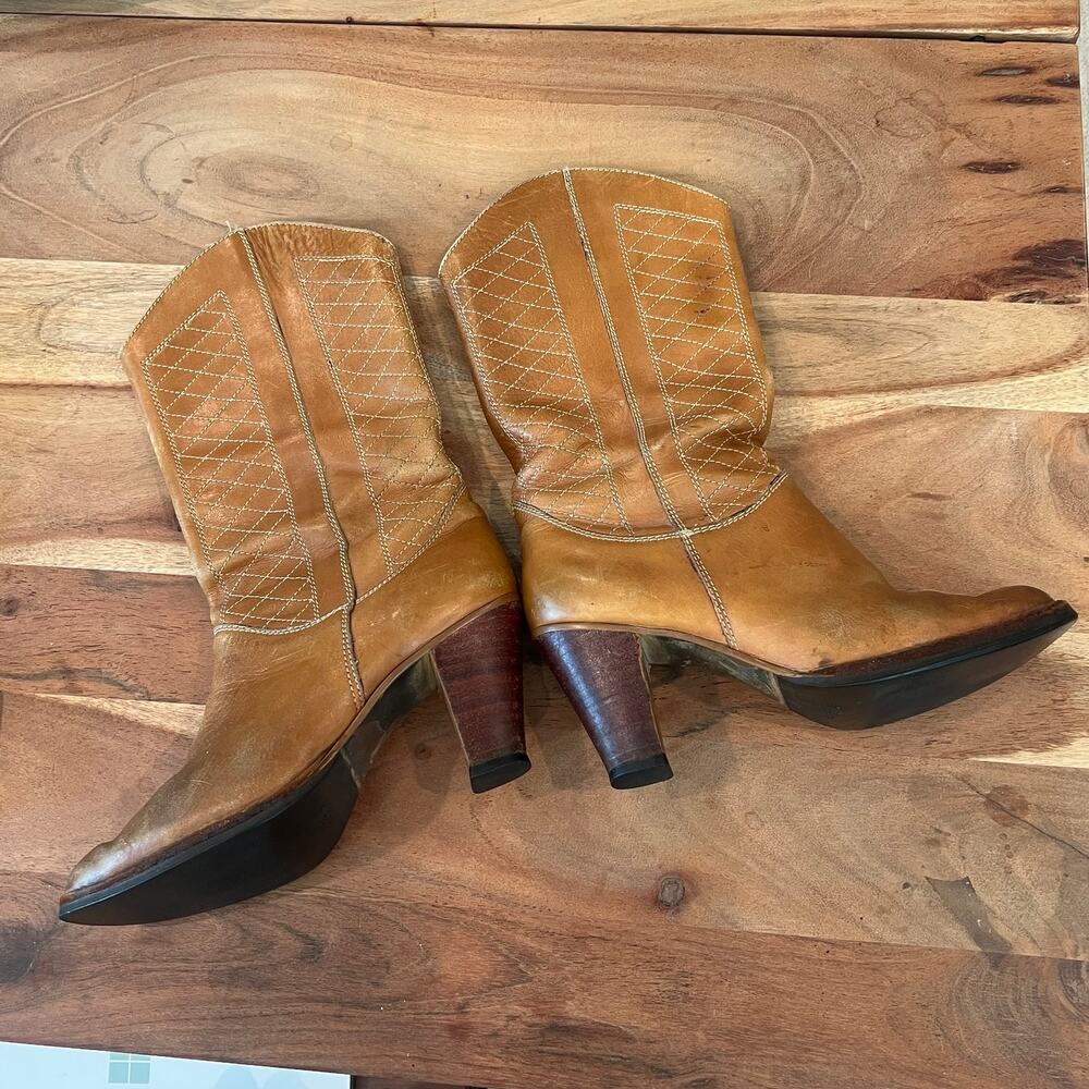 Vintage Boots 6.5 - 70's brown heeled diamond pattern calf length heritage boots